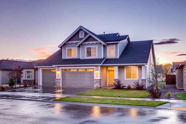 Heere Hauskaufberatung mit Immobiliengutachter